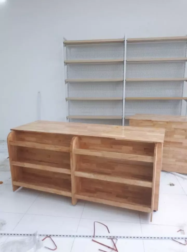 Bàn thu ngân siêu thị gỗ cao su ghép thanh