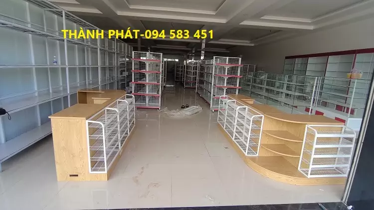 Bàn thu ngân đẹp 2021