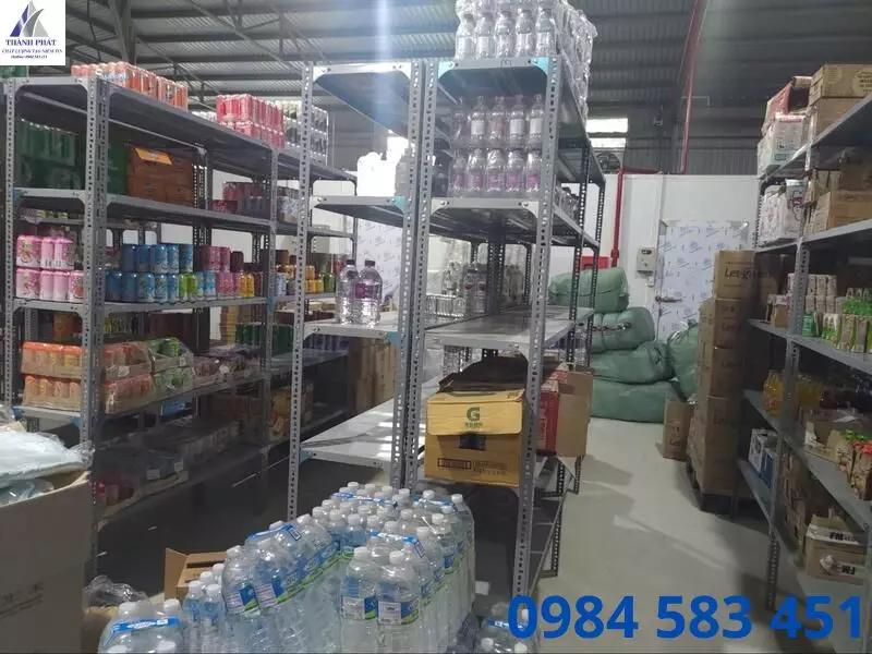 kệ v lỗ đa năng gia lai