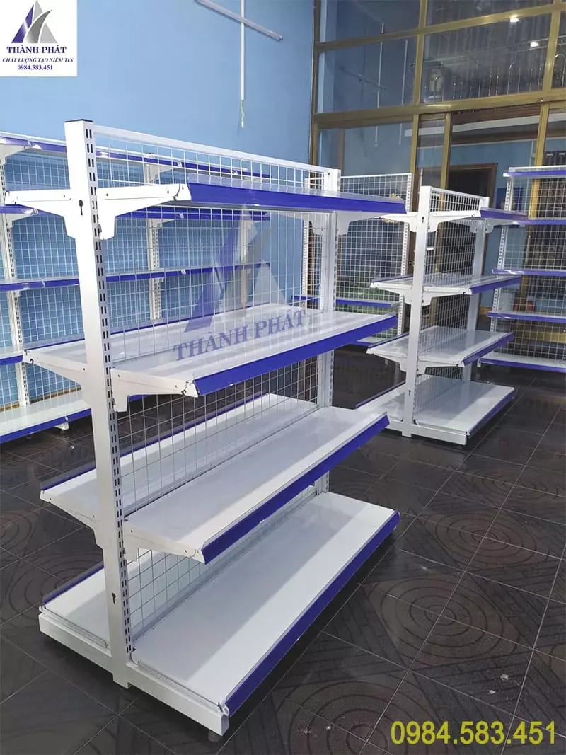 kệ trưng bày tại khánh hòa