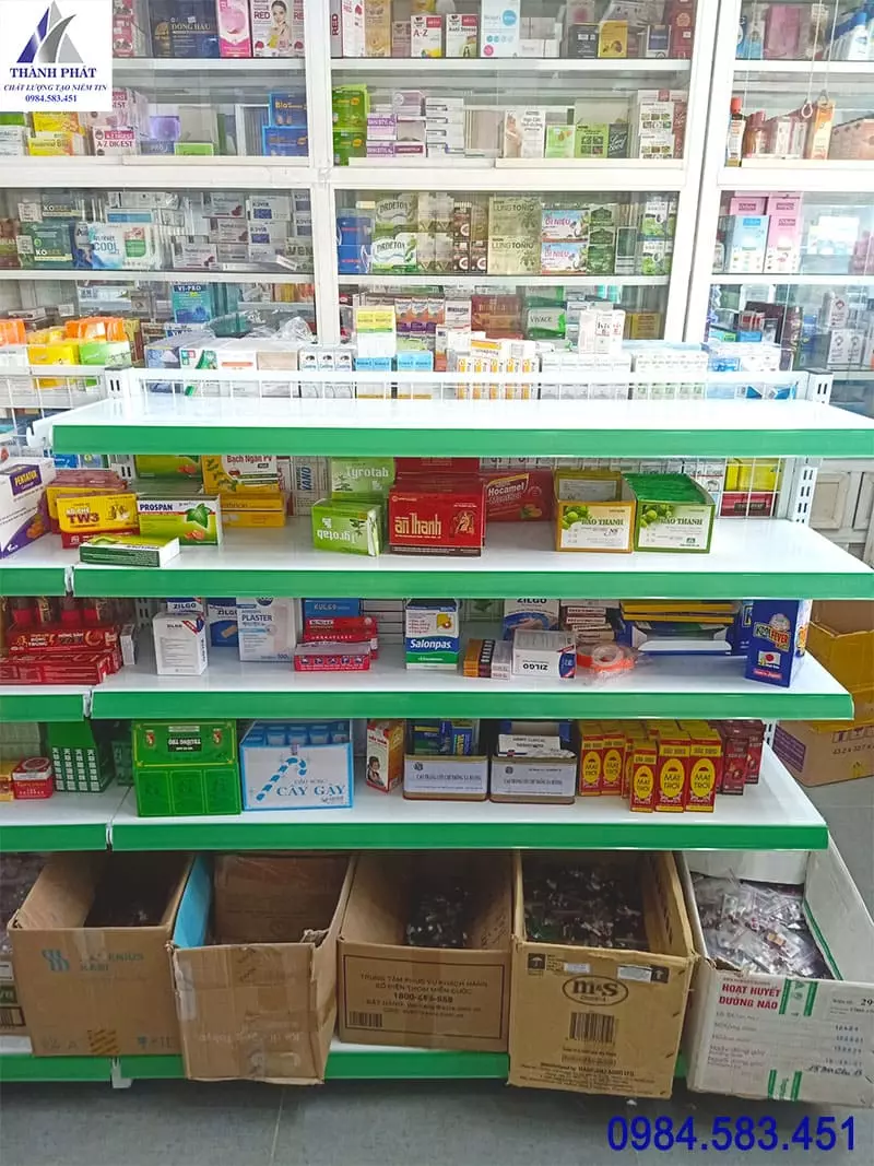 mẫu kệ siêu thị tại khánh hòa