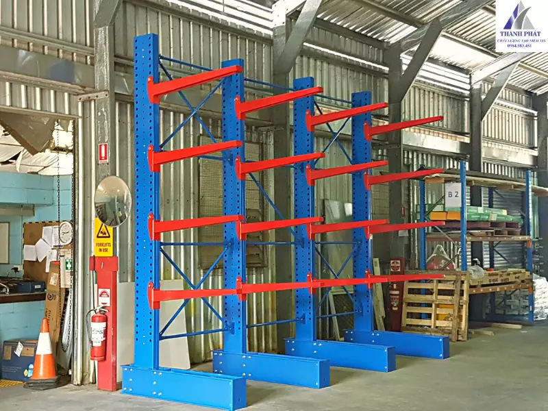 giá kệ chứa hàng bình định