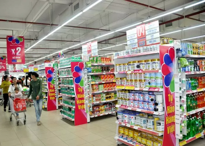 Vai trò không thể thiếu của đầu kệ trong siêu thị