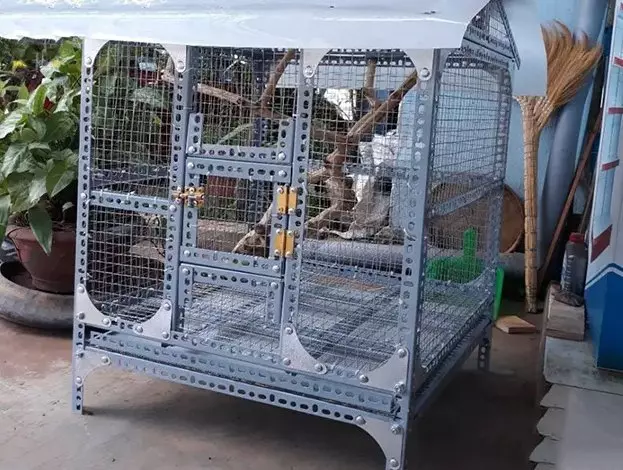 Vì sao bạn nên làm chuồng chó bằng sắt V lỗ